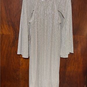 R&M Richards Silver Metallic Pleated Maxi Dress